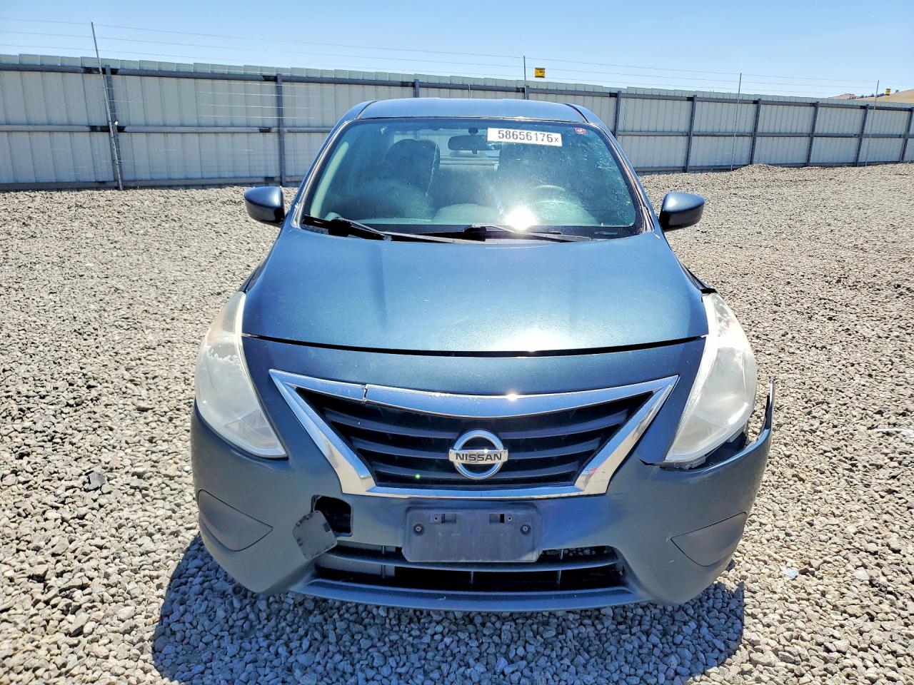 2016 NISSAN VERSA