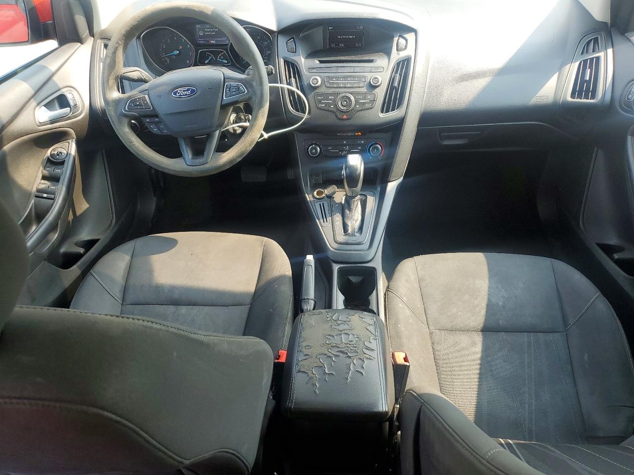 2016 FORD FOCUS