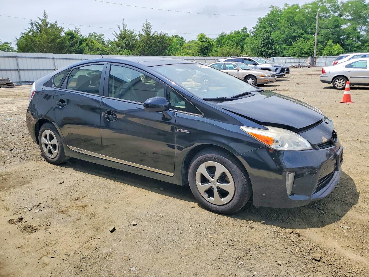 2015 TOYOTA PRIUS