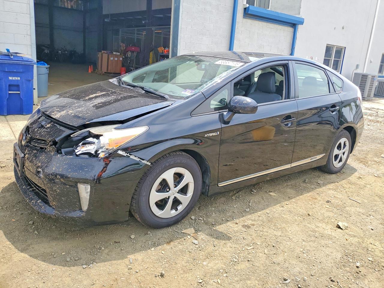 2015 TOYOTA PRIUS