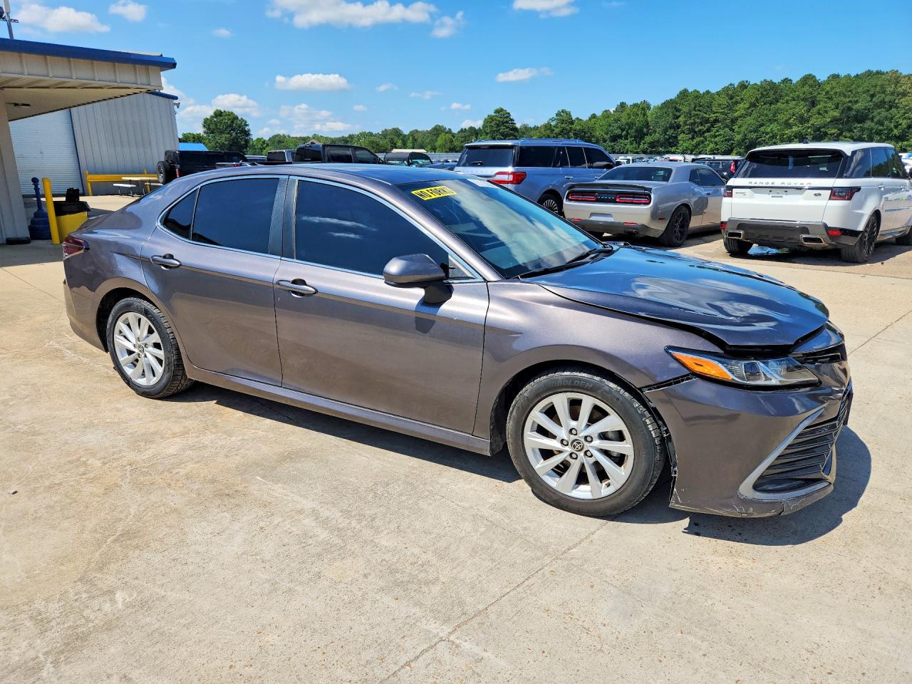 2023 TOYOTA CAMRY