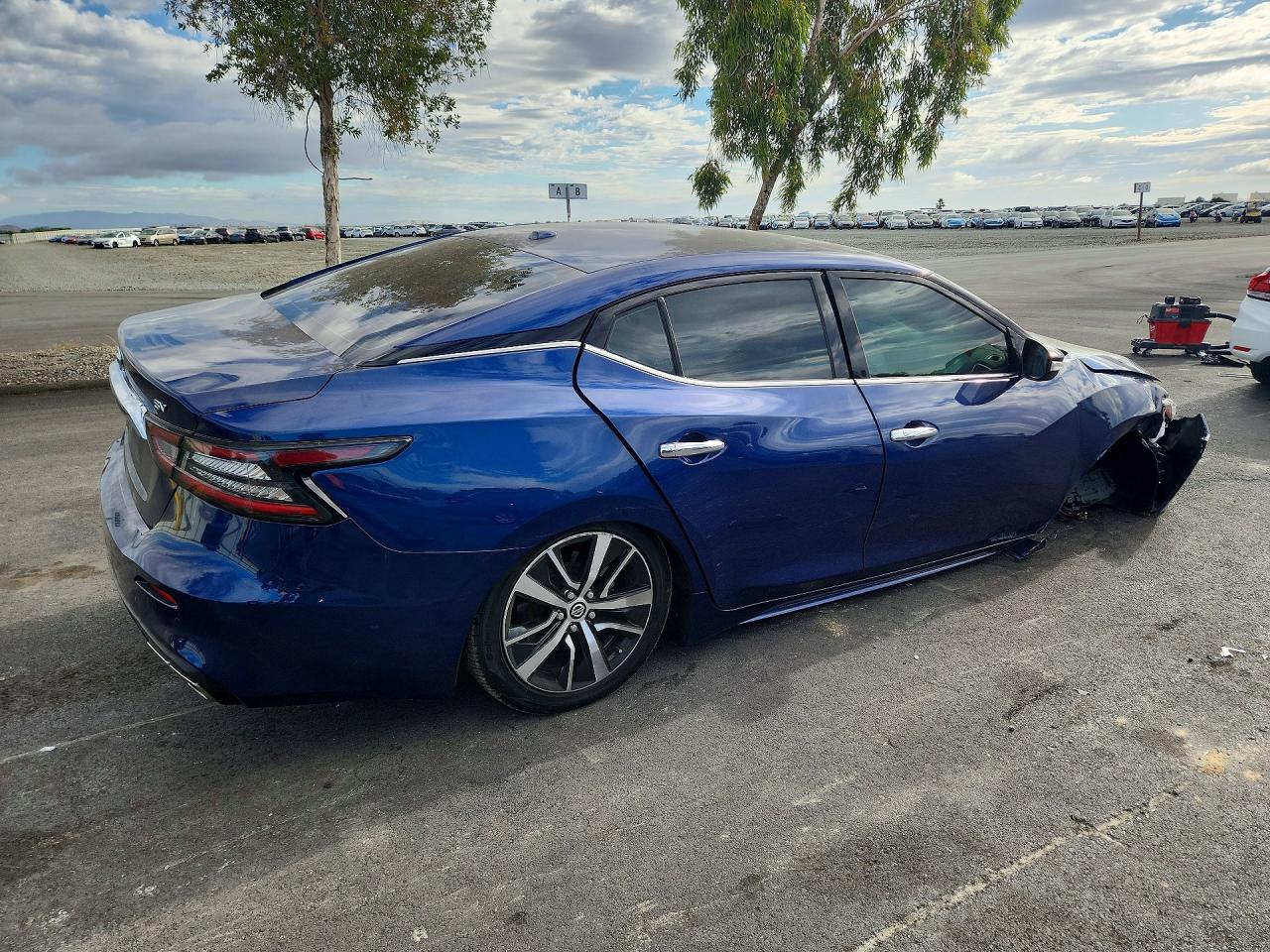 2021 NISSAN MAXIMA