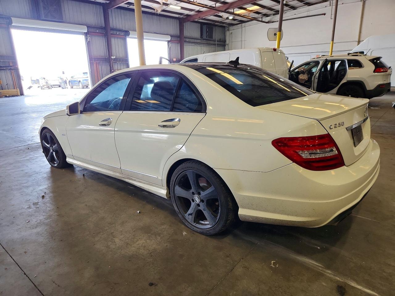2012 MERCEDES-BENZ C-CLASS