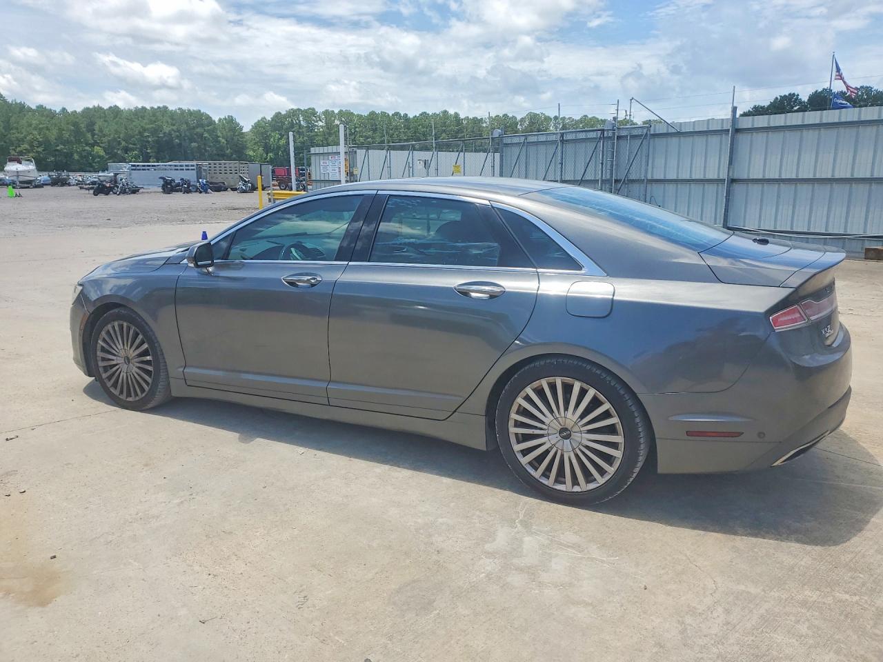 2017 LINCOLN MKZ