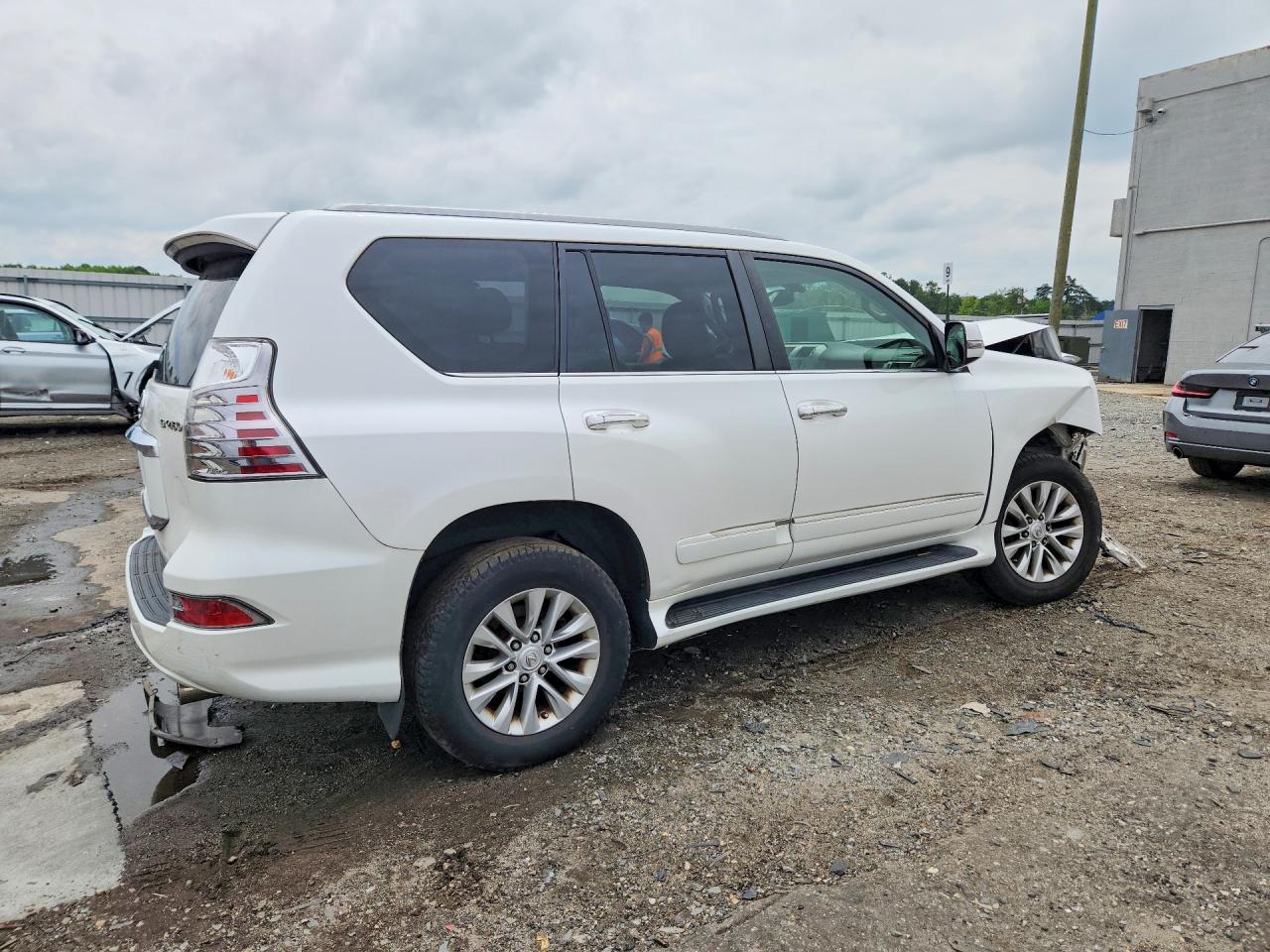 2017 LEXUS GX