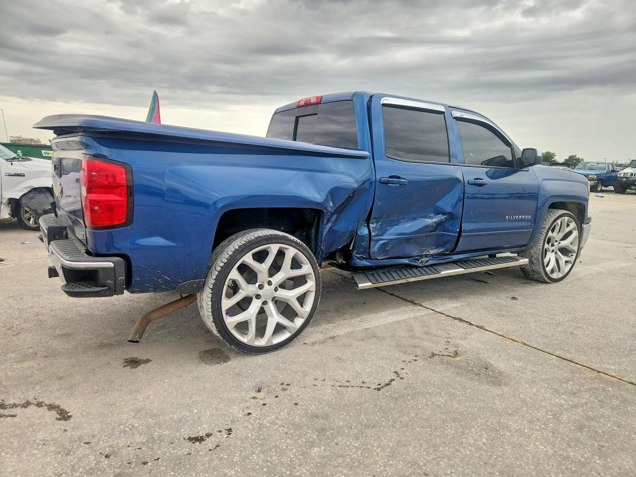 2015 CHEVROLET SILVERADO