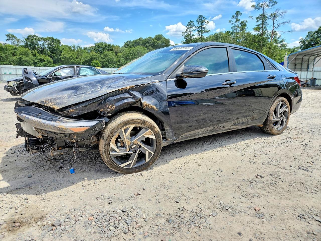 2024 HYUNDAI ELANTRA