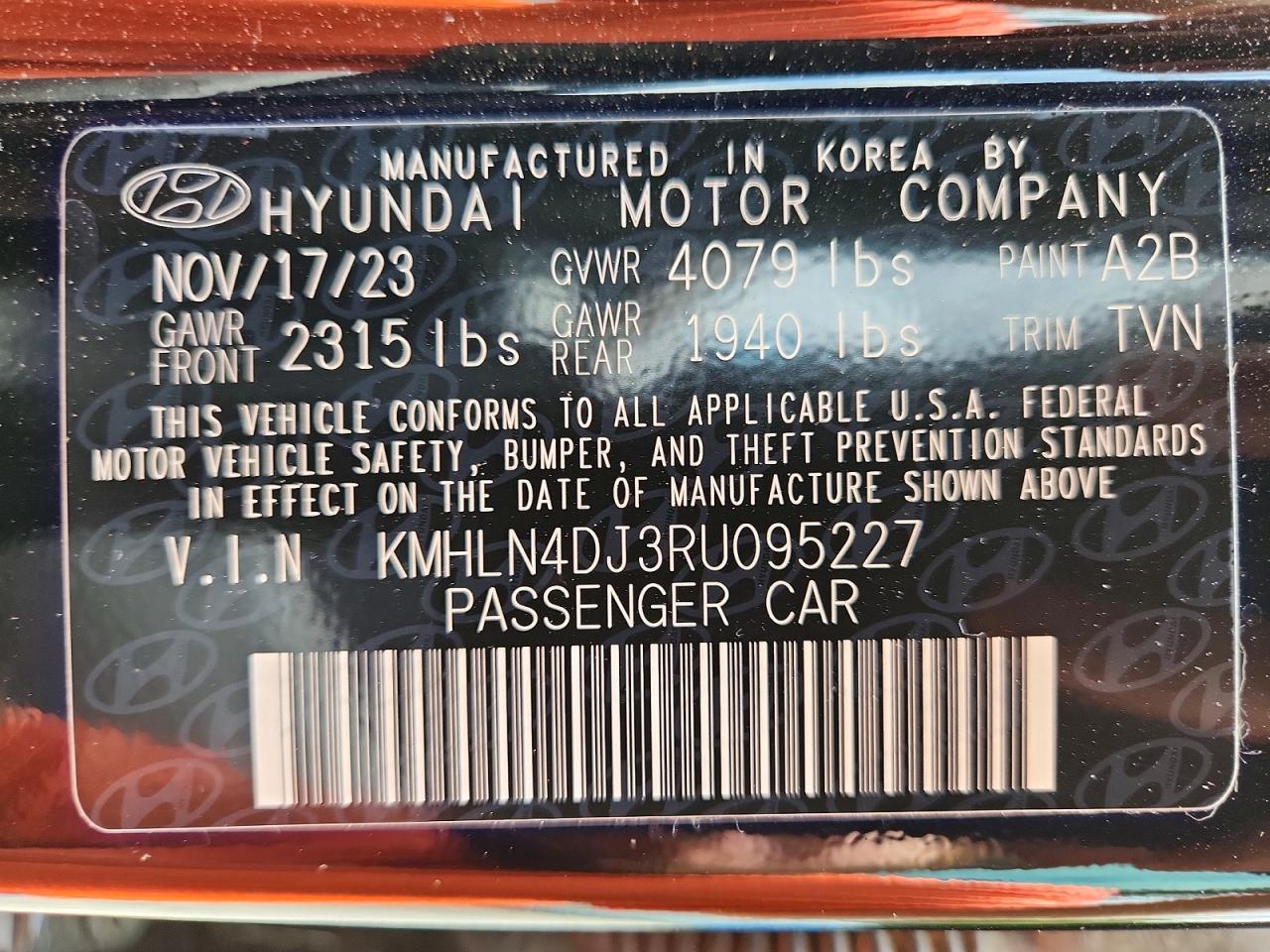 2024 HYUNDAI ELANTRA