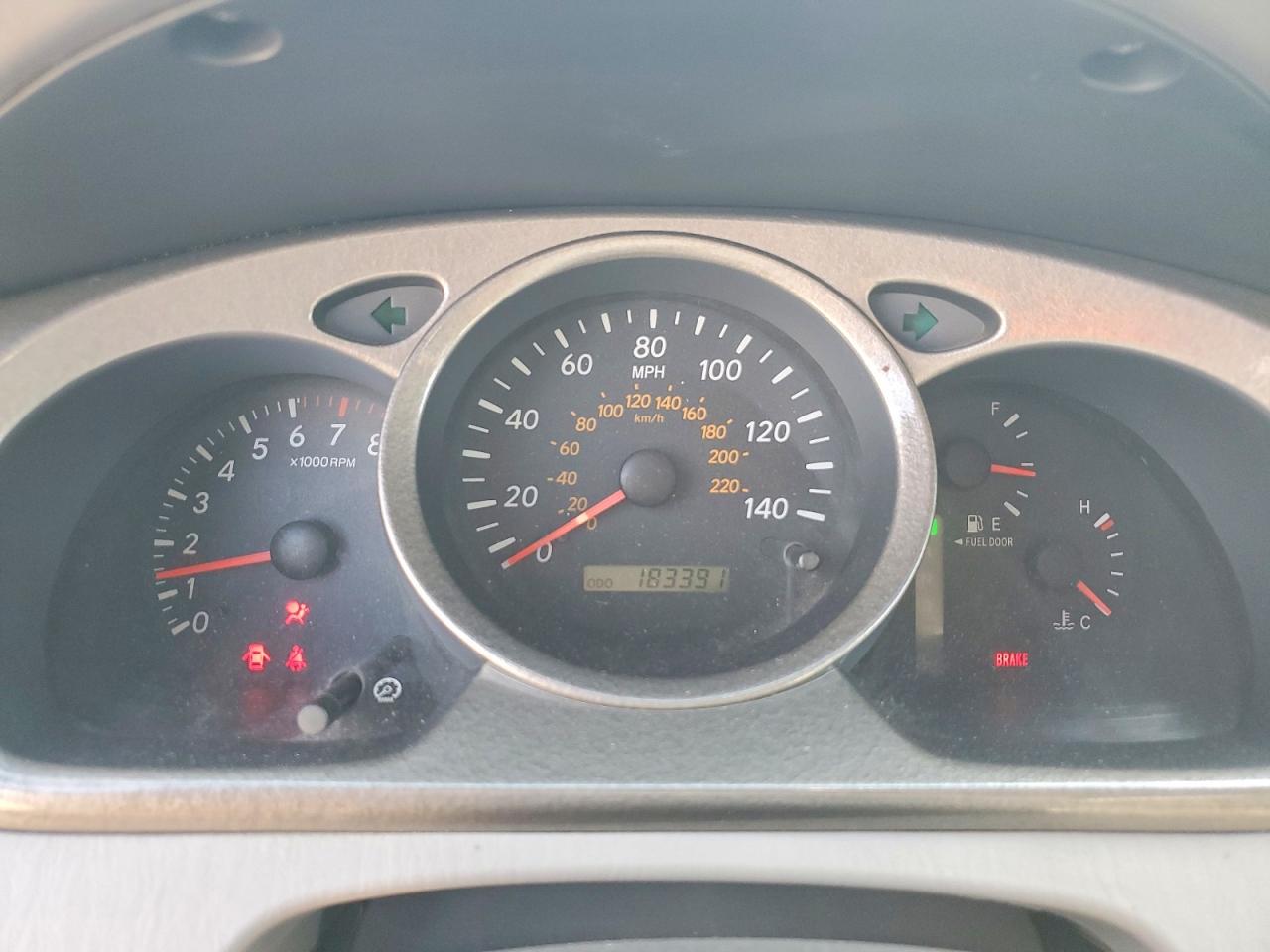 2002 TOYOTA HIGHLANDER