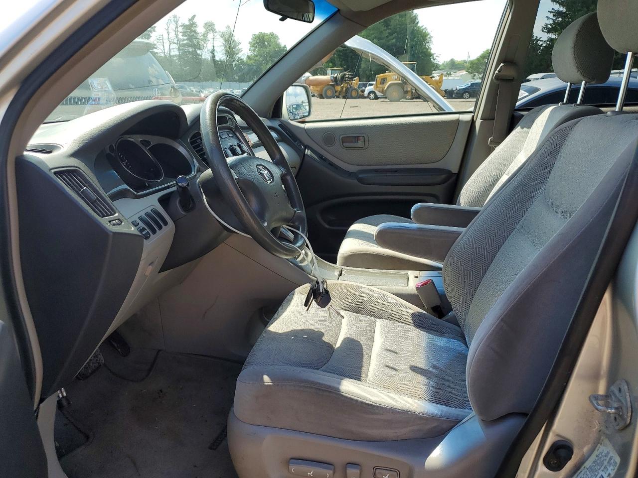 2002 TOYOTA HIGHLANDER