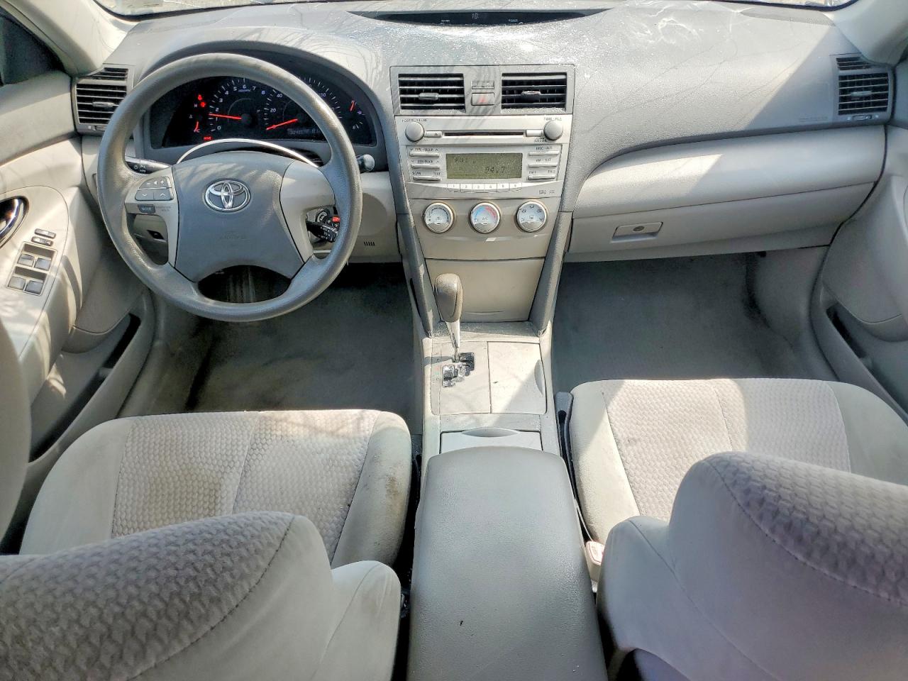 2011 TOYOTA CAMRY