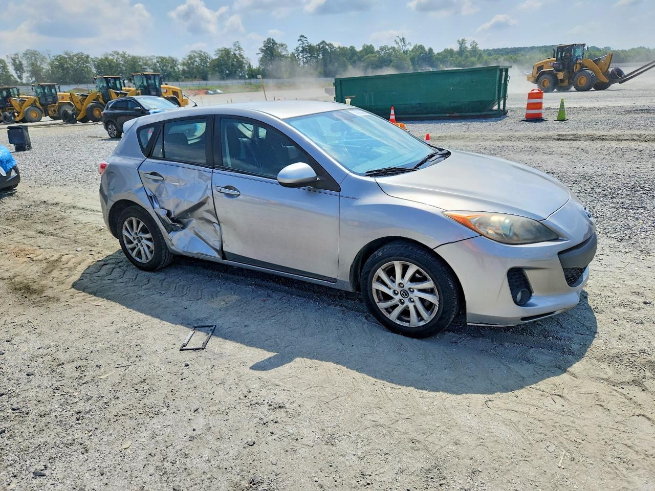 2013 MAZDA 3