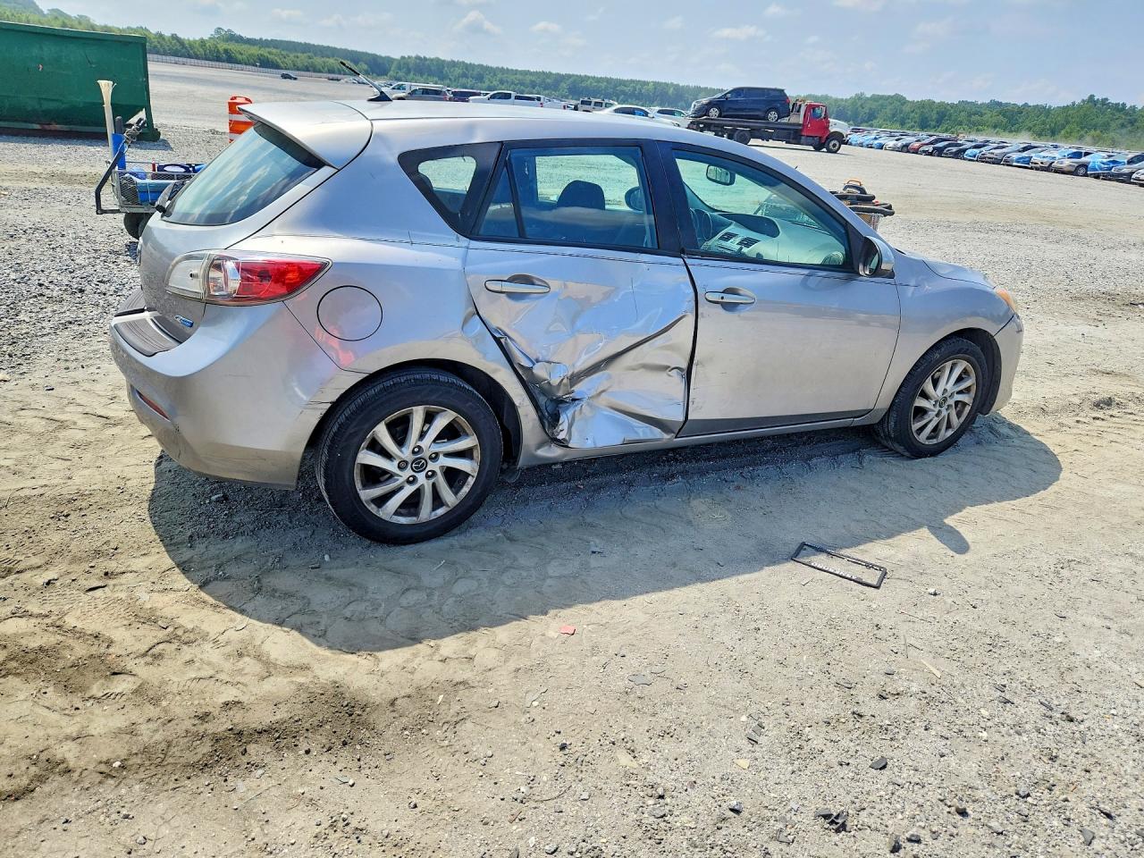 2013 MAZDA 3