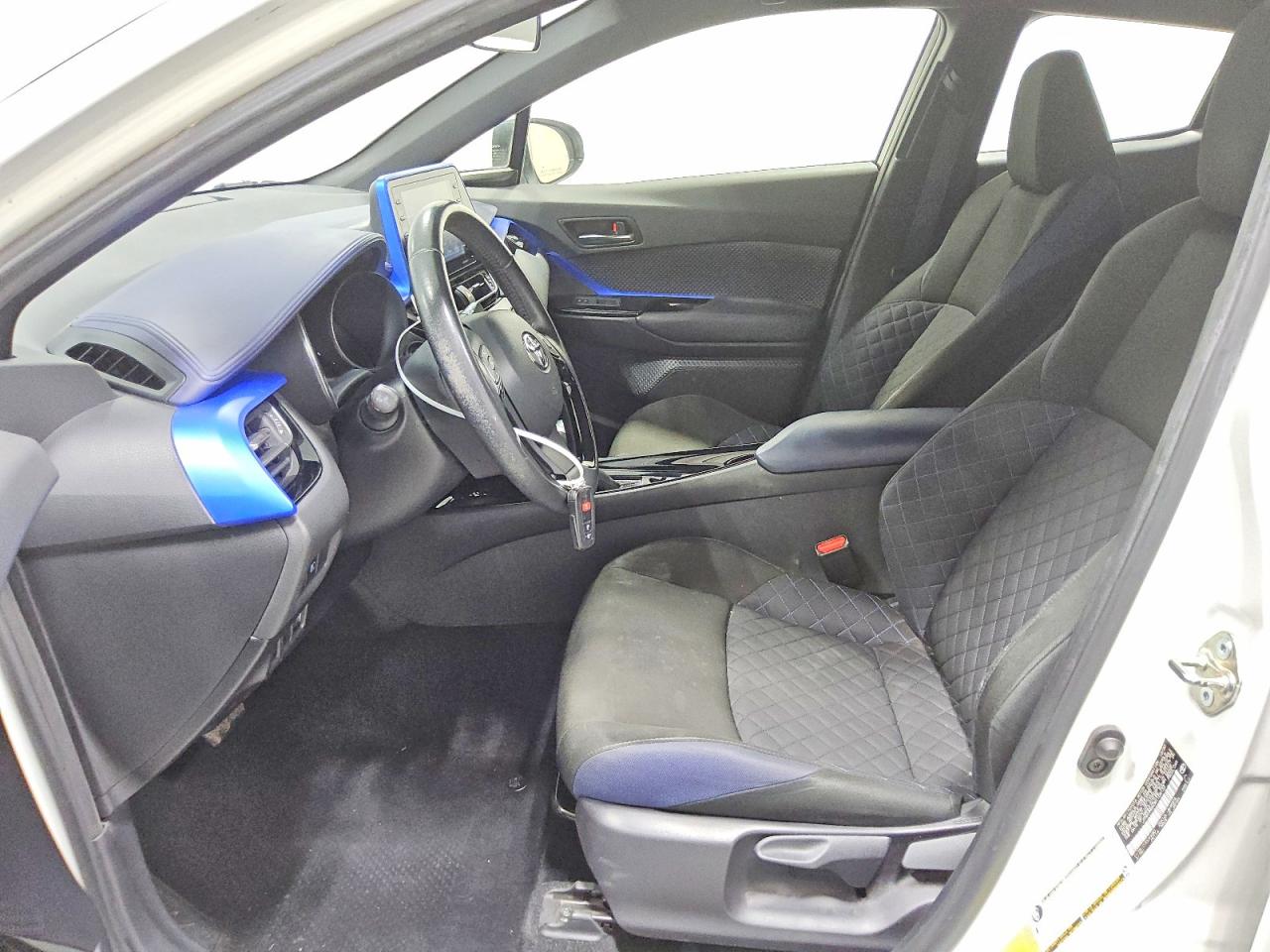 2021 TOYOTA C-HR