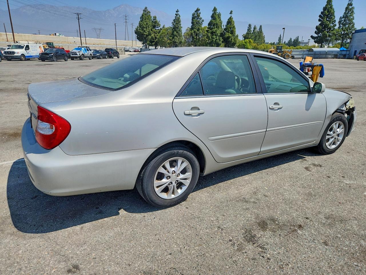 2004 TOYOTA CAMRY