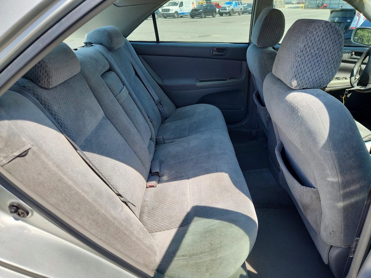 2004 TOYOTA CAMRY