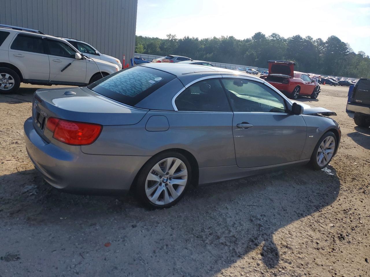 2013 BMW 3 SERIES
