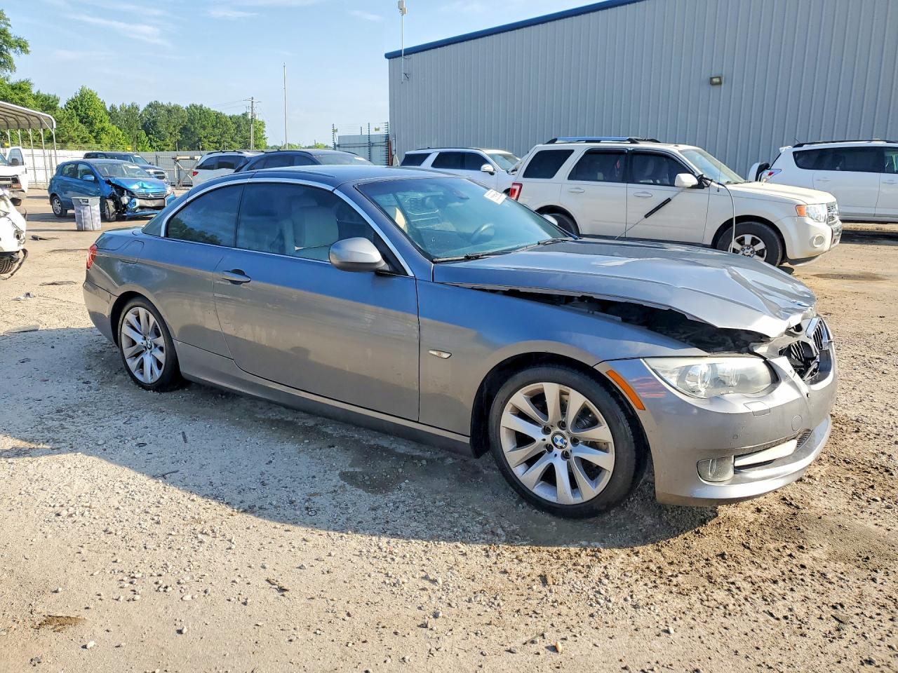 2013 BMW 3 SERIES