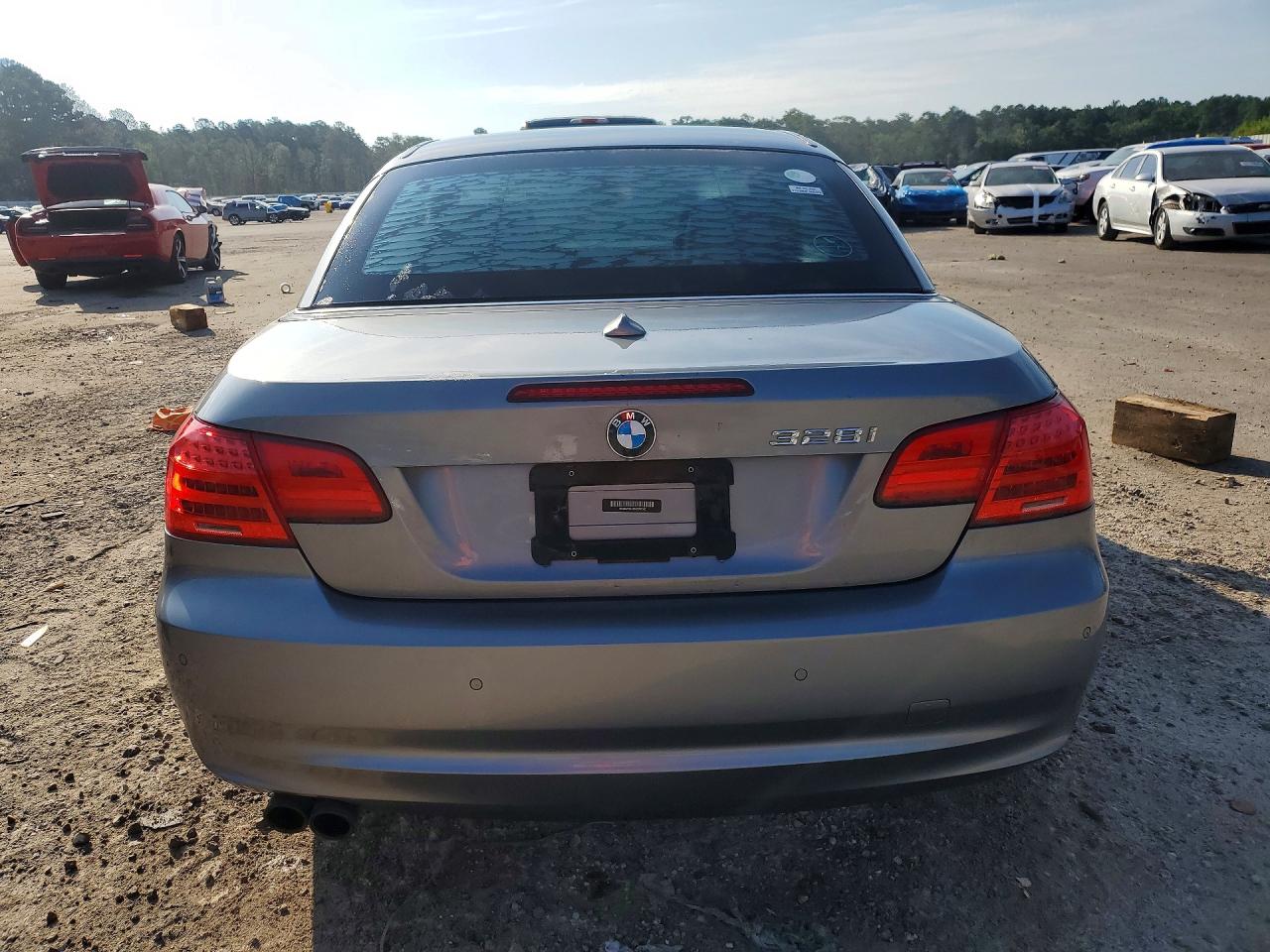 2013 BMW 3 SERIES