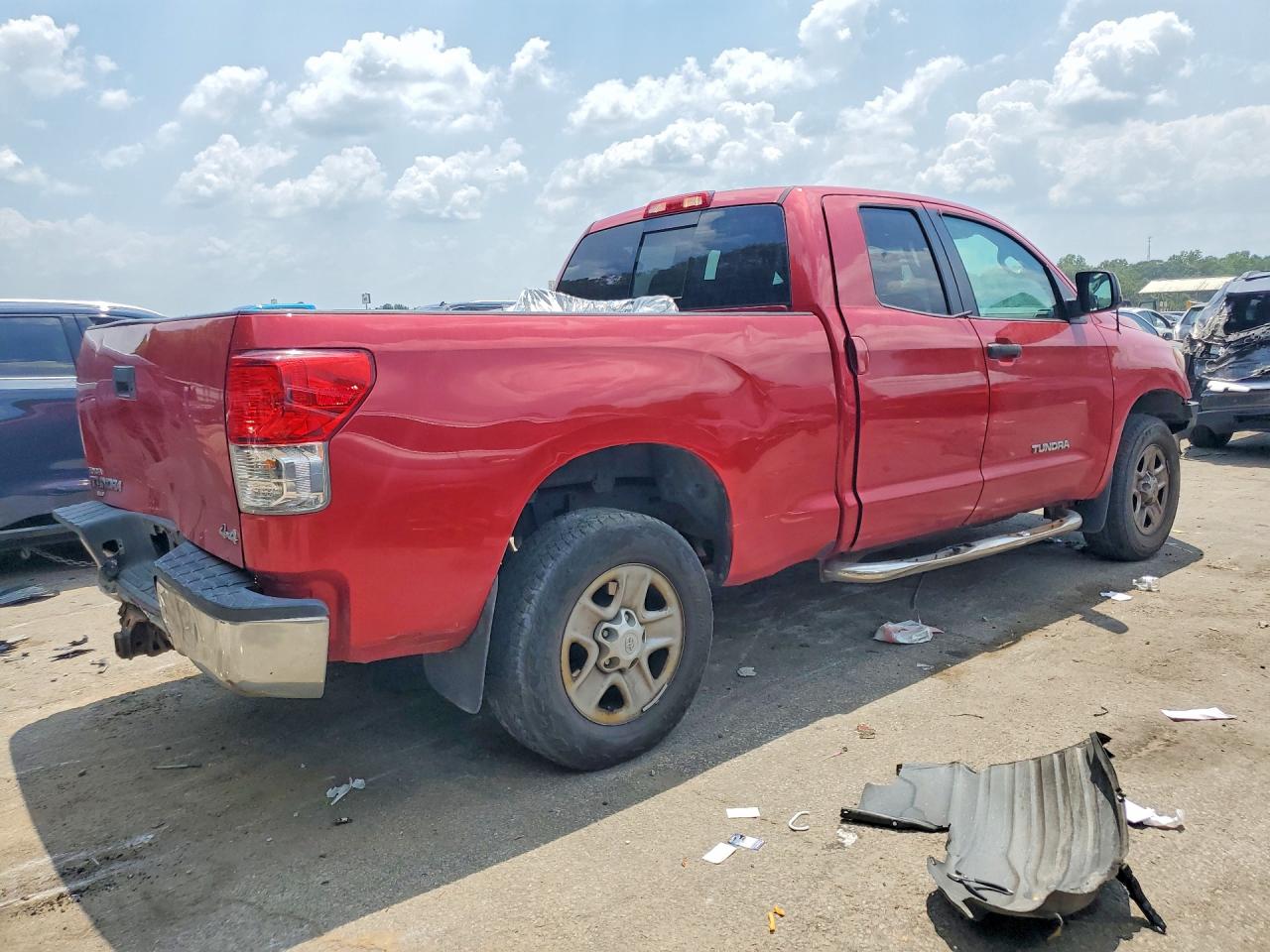 2013 TOYOTA TUNDRA
