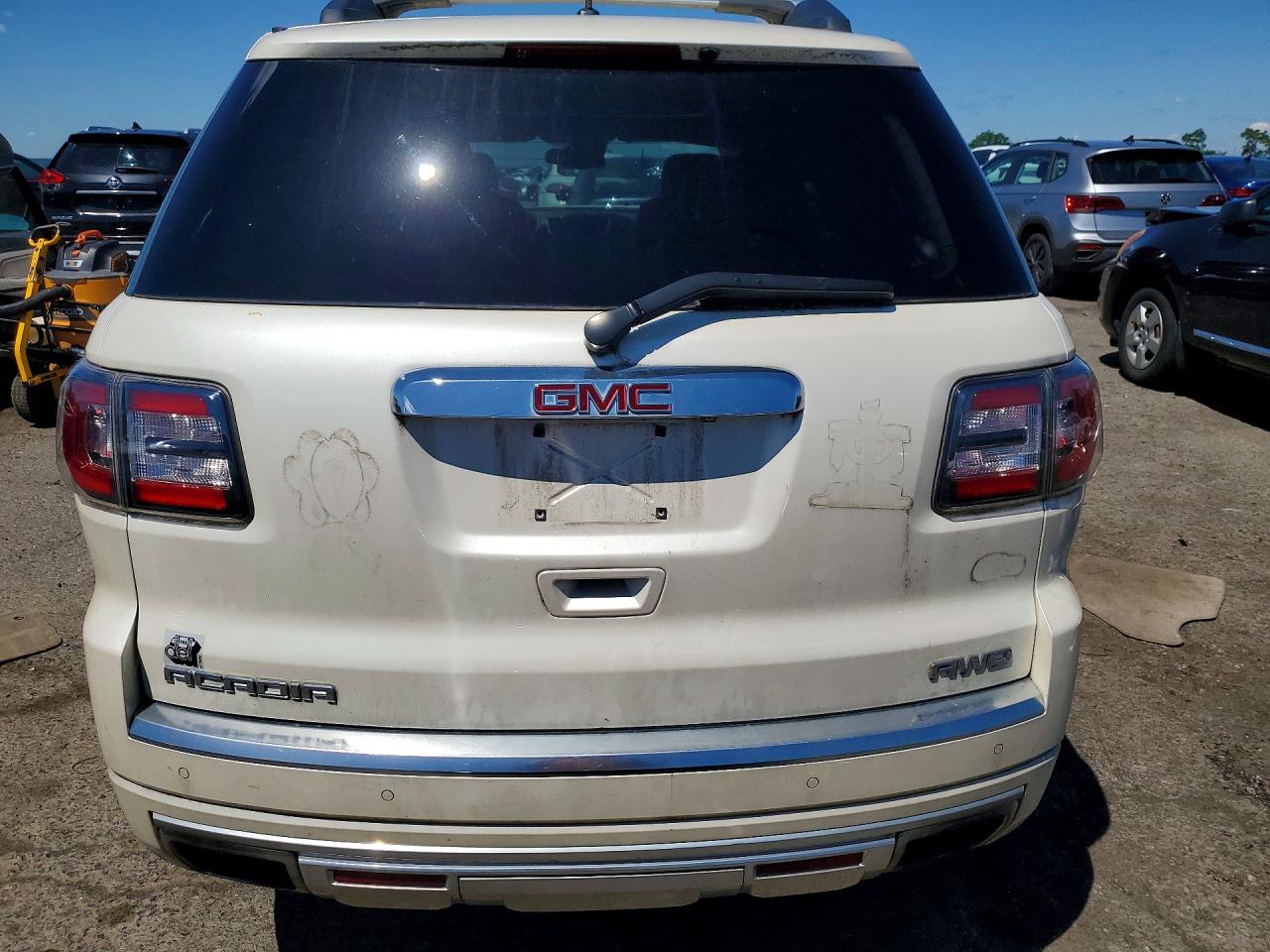 2014 GMC ACADIA DEN