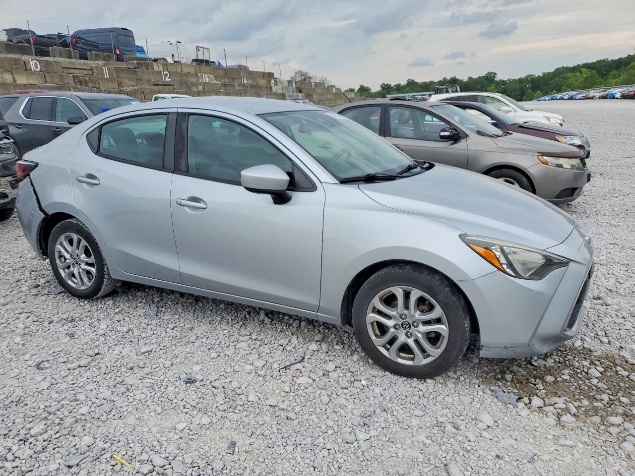 2018 TOYOTA YARIS