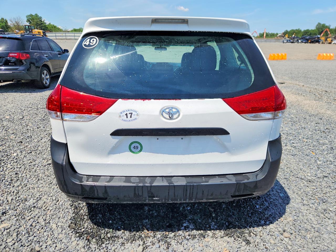 2014 TOYOTA SIENNA