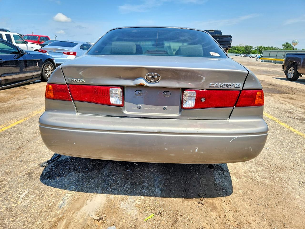 2001 TOYOTA CAMRY