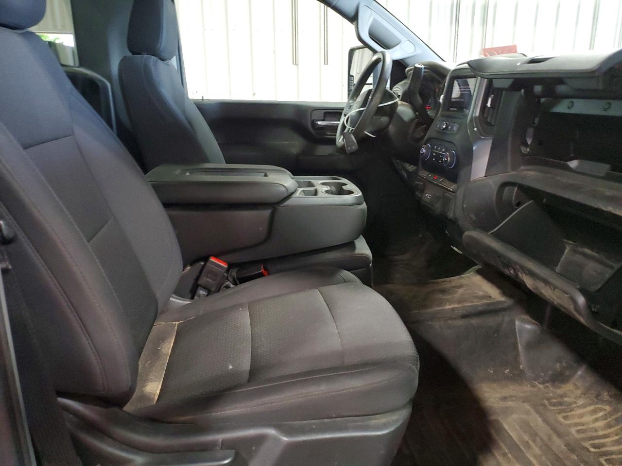 2025 CHEVROLET SILVERADO
