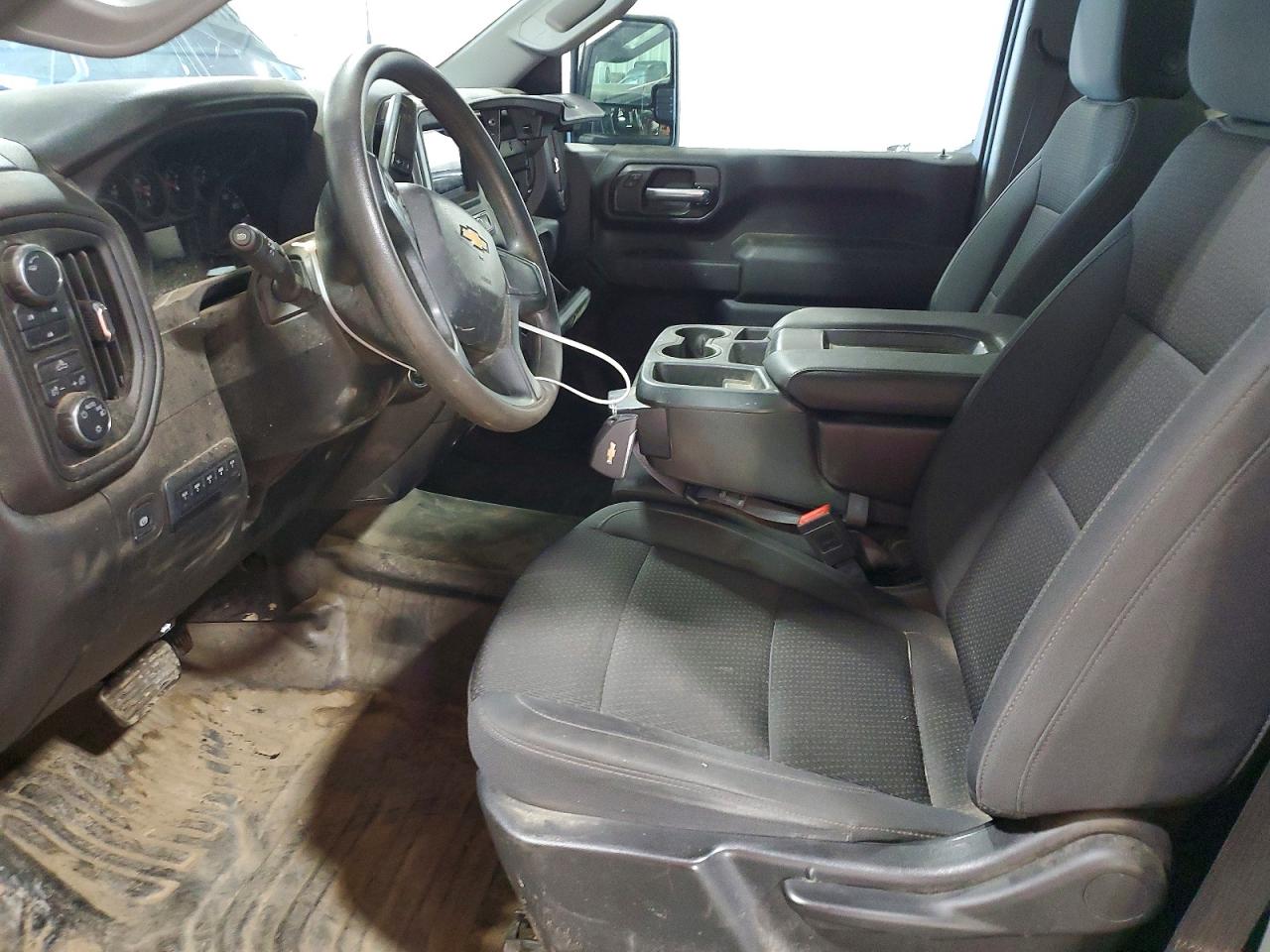 2025 CHEVROLET SILVERADO