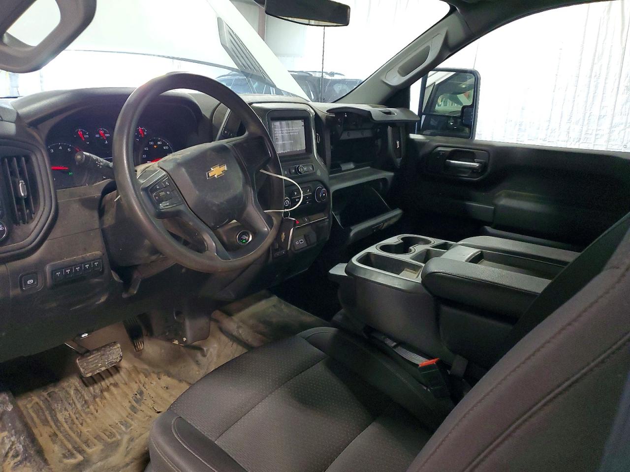 2025 CHEVROLET SILVERADO