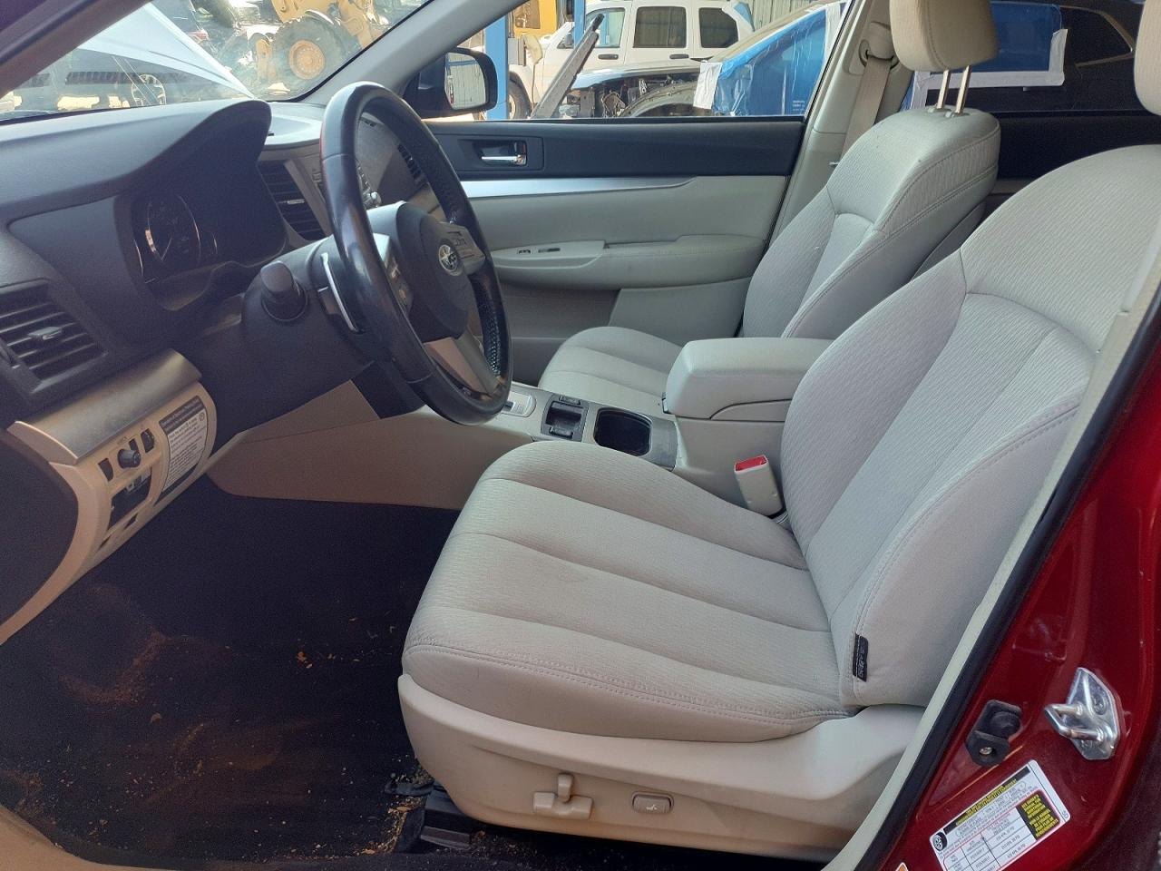 2011 SUBARU OUTBACK