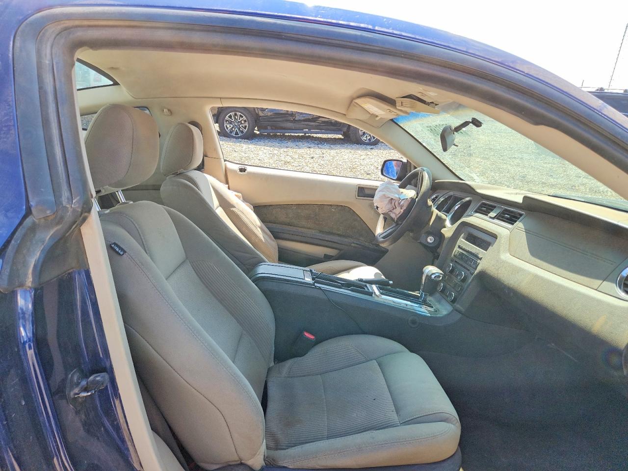 2010 FORD MUSTANG