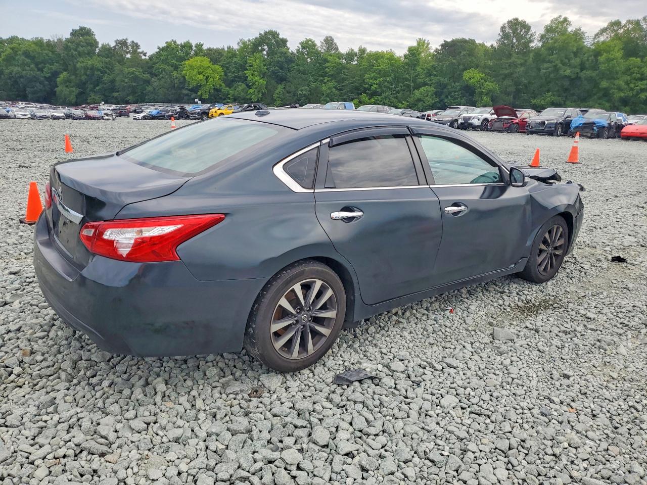 2017 NISSAN ALTIMA