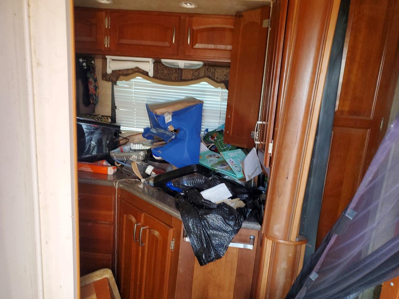 2010 KEYSTONE RV RECREATION