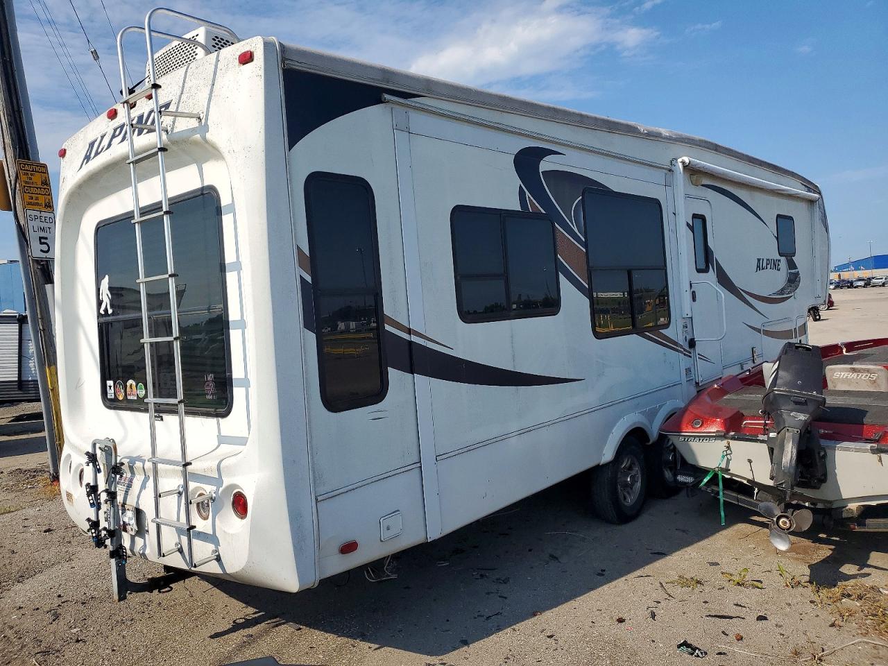 2010 KEYSTONE RV RECREATION