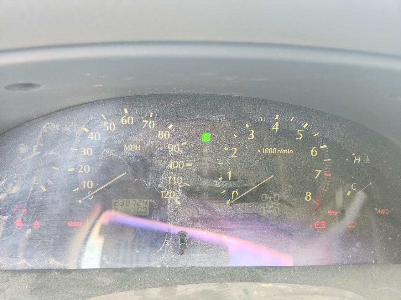 2001 INFINITI QX4