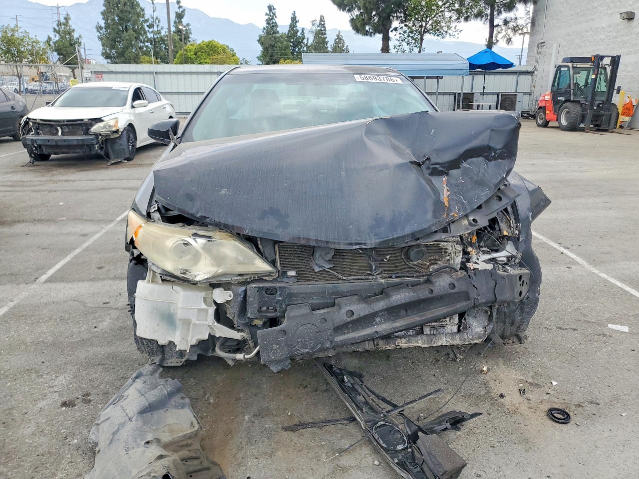 2014 TOYOTA CAMRY