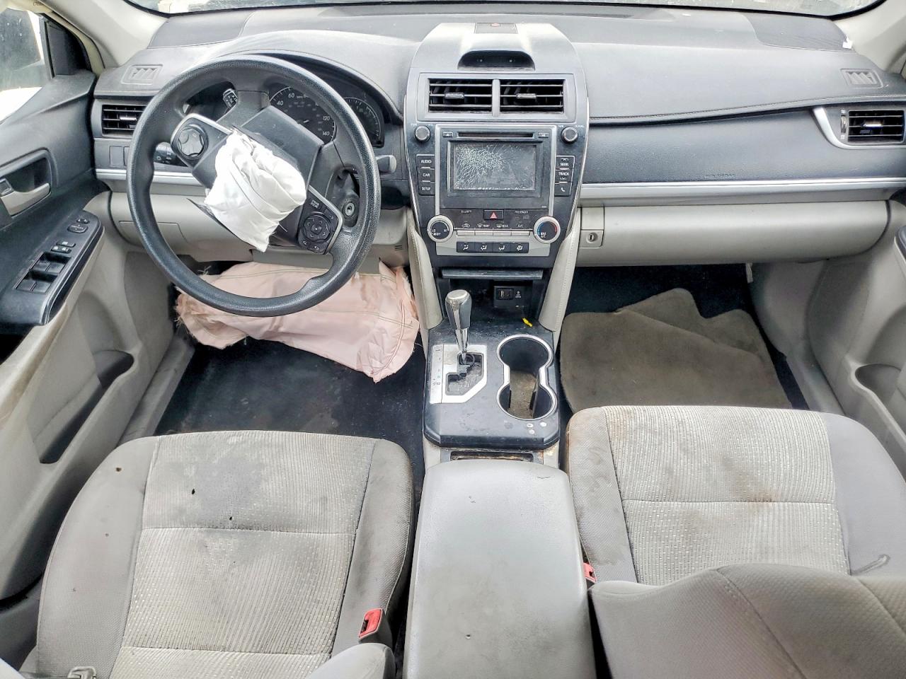 2014 TOYOTA CAMRY