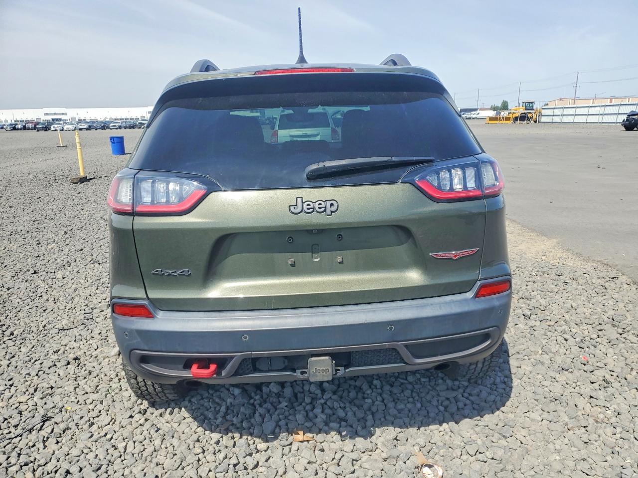 2019 JEEP CHEROKEE