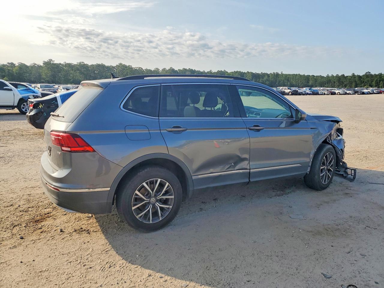 2018 VOLKSWAGEN TIGUAN
