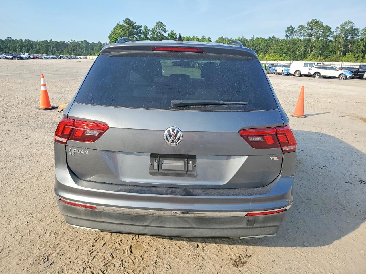 2018 VOLKSWAGEN TIGUAN