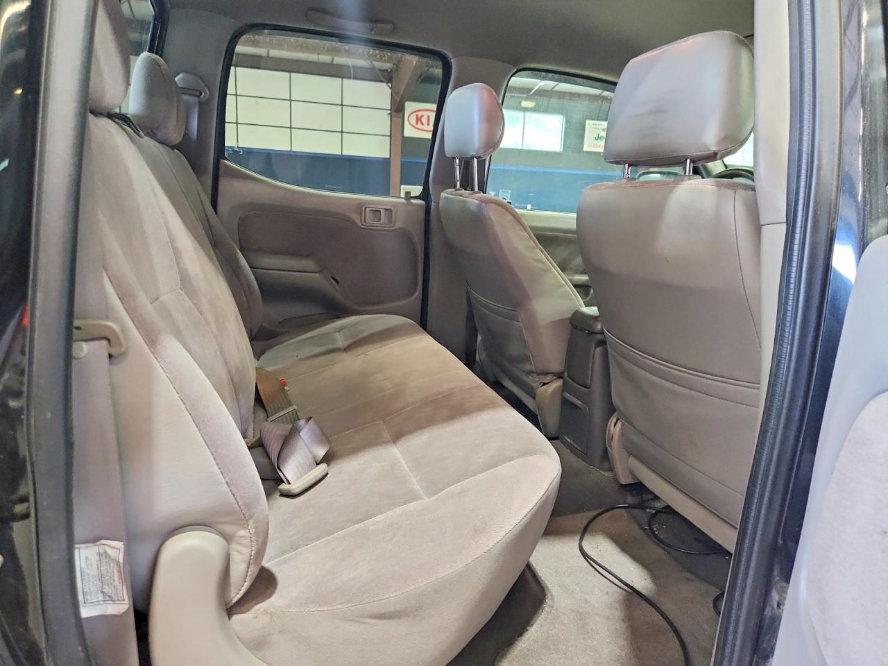 2004 TOYOTA TACOMA