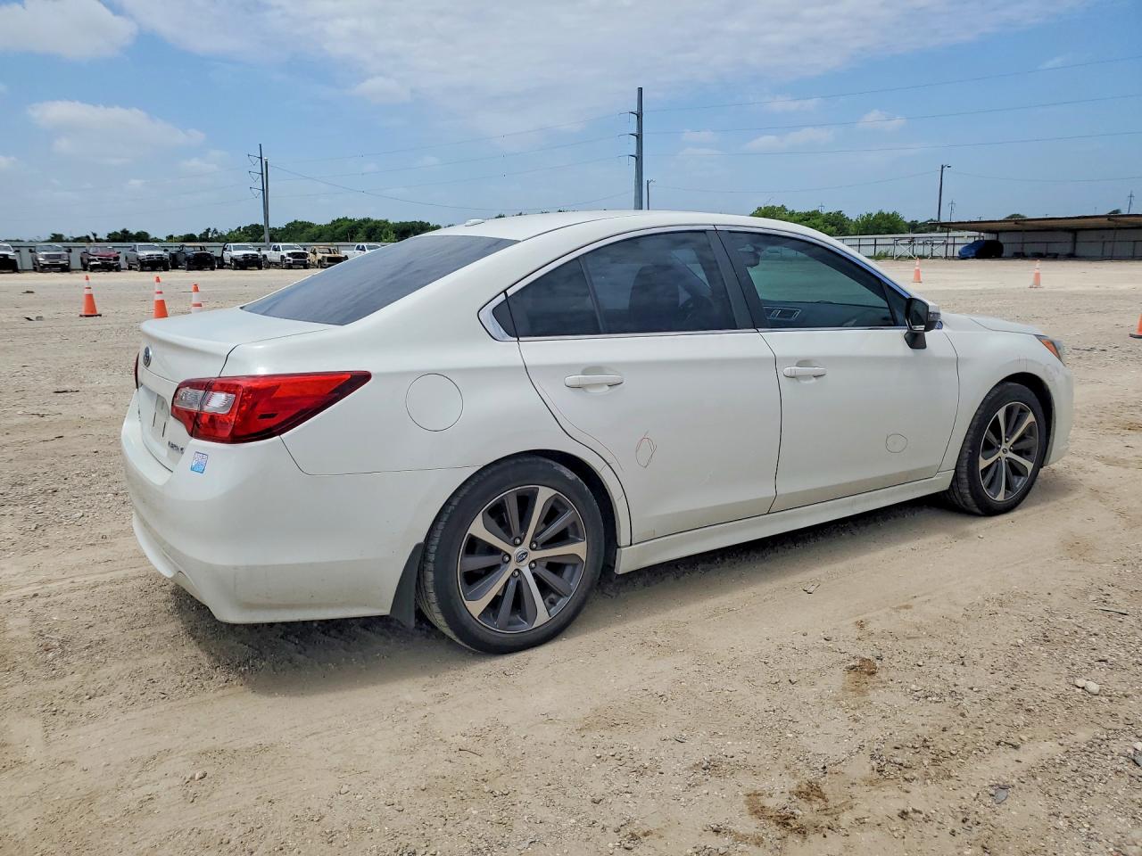 2015 SUBARU LEGACY
