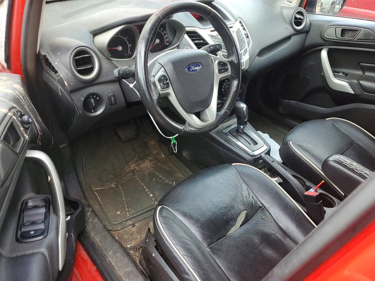 2012 FORD FIESTA
