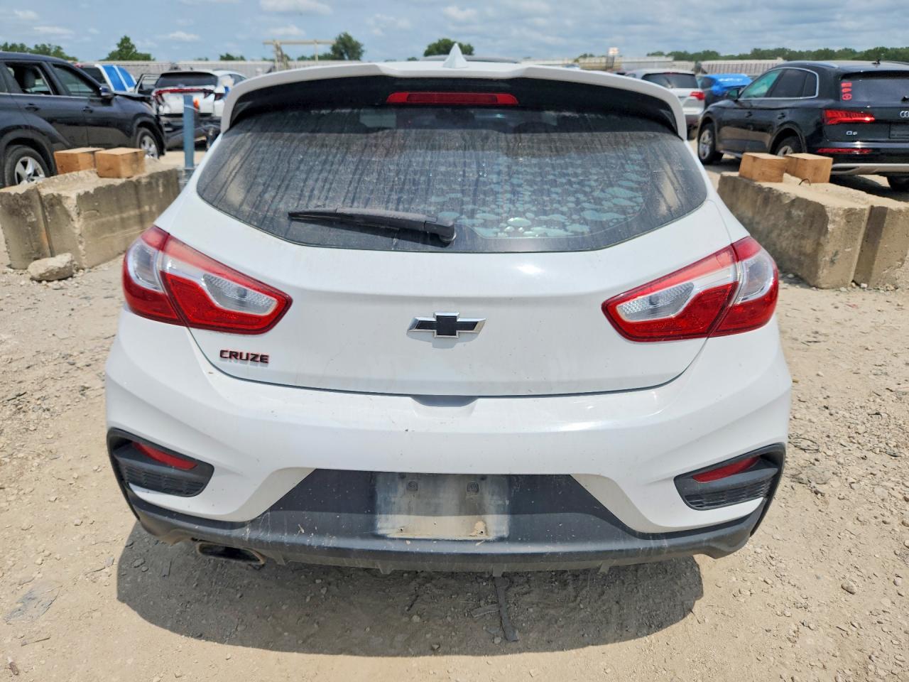 2018 CHEVROLET CRUZE