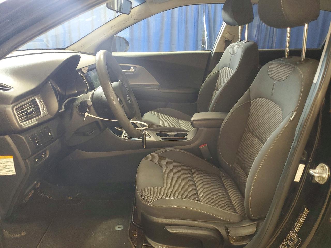 2017 KIA NIRO