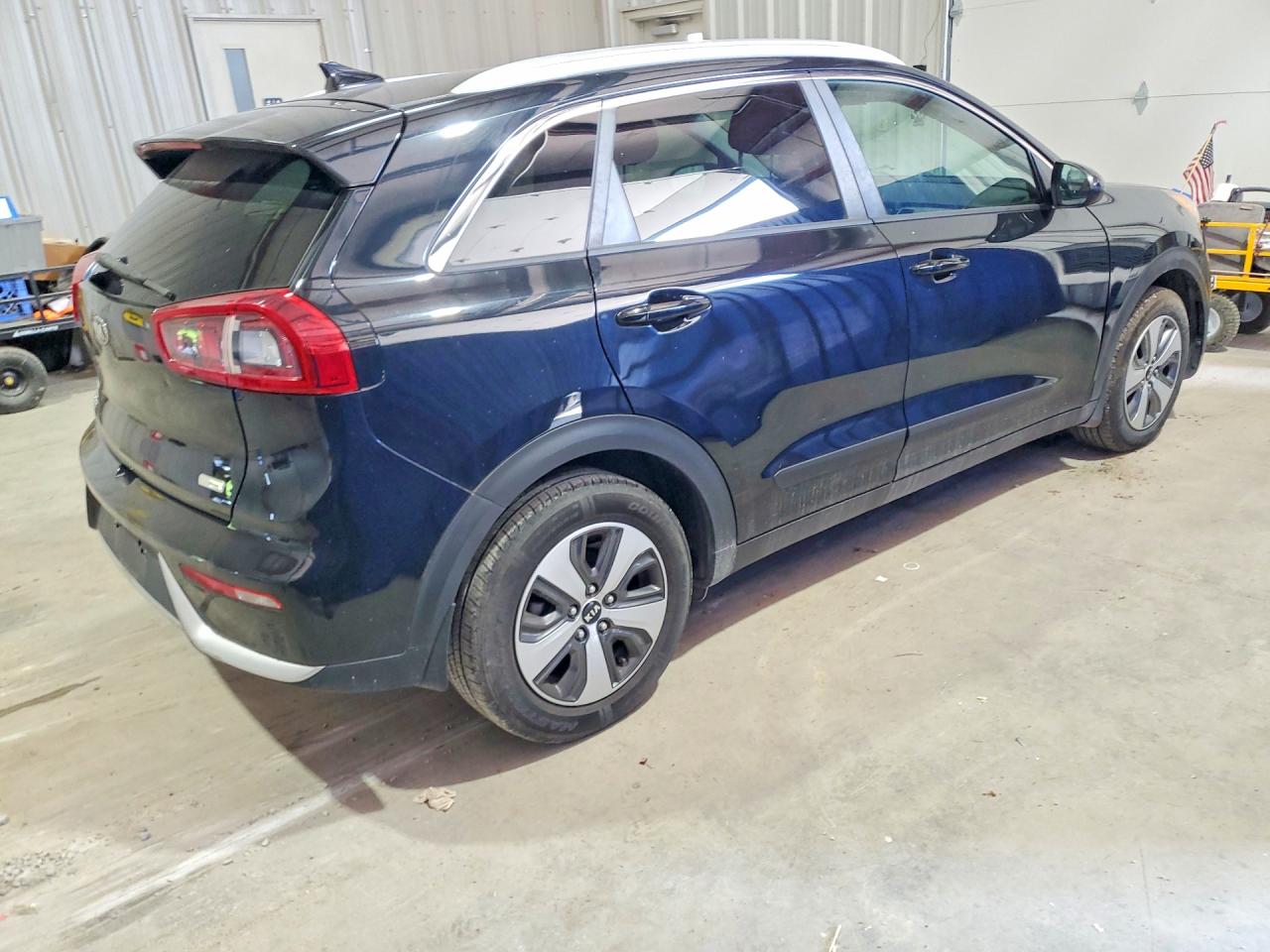 2017 KIA NIRO