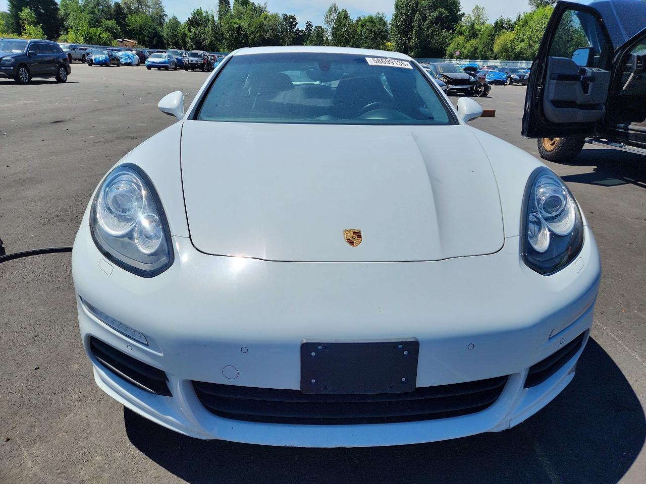 2016 PORSCHE PANAMERA
