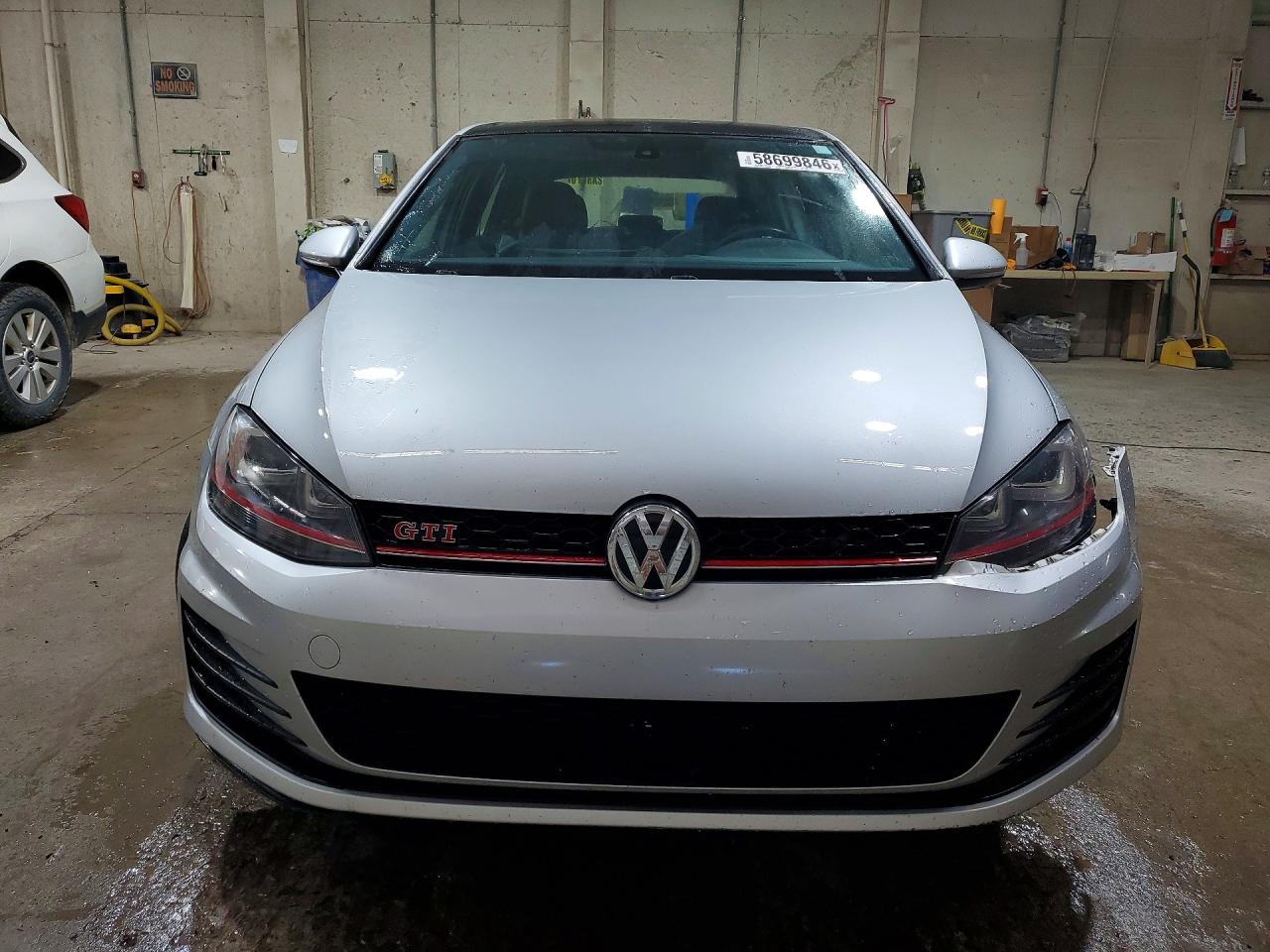 2017 VOLKSWAGEN GTI